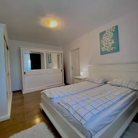 Lovely Crib In Borhanci *
